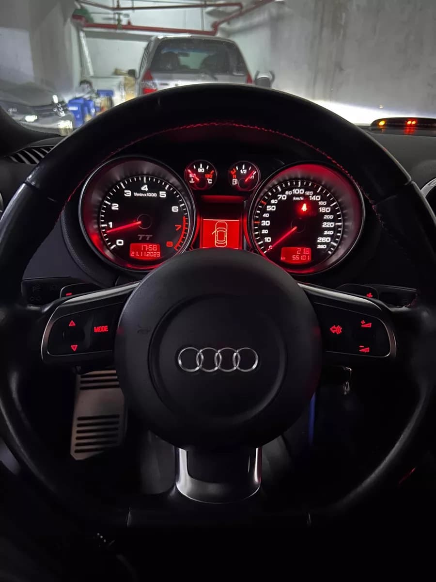 TT