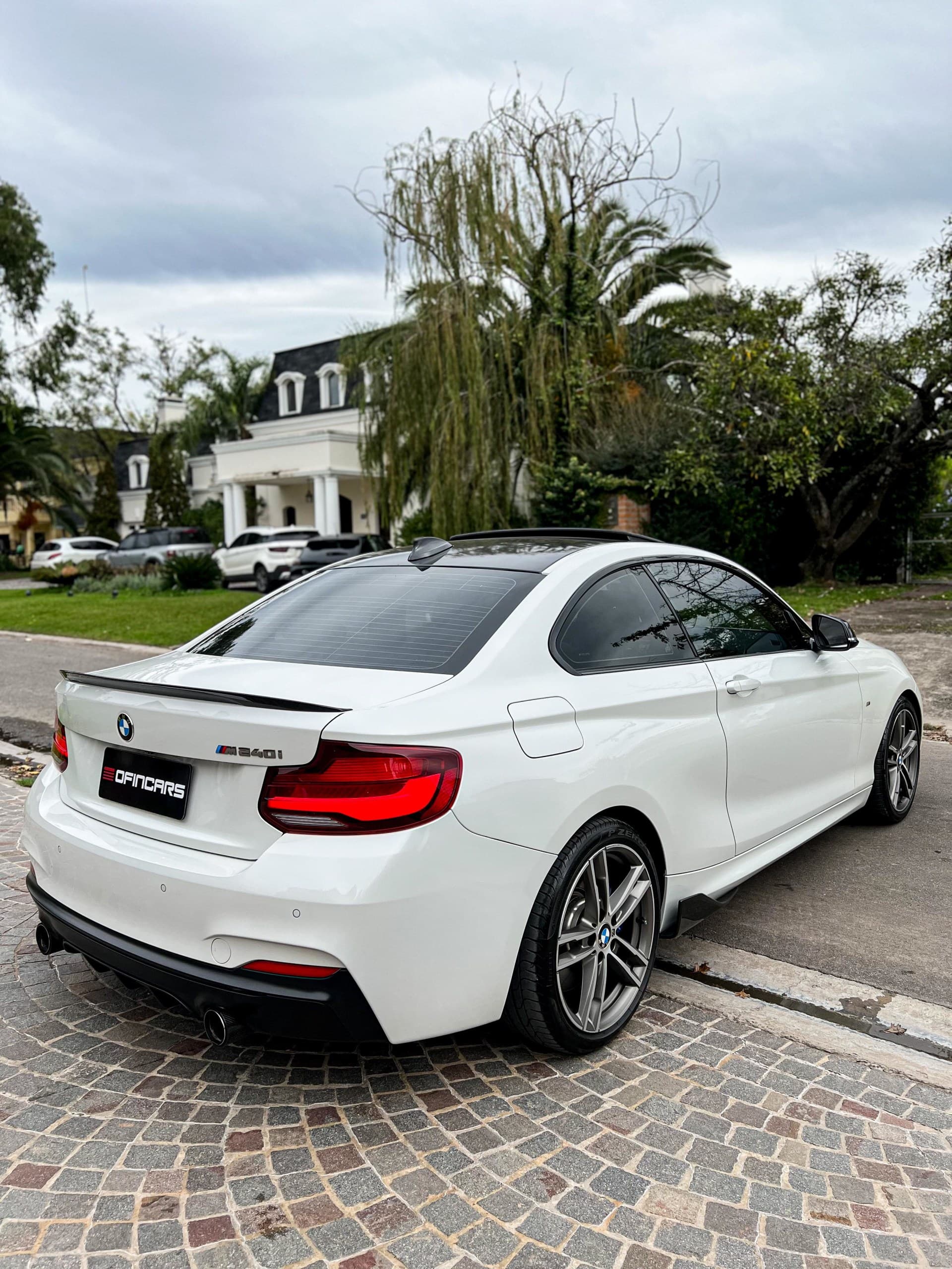 240i